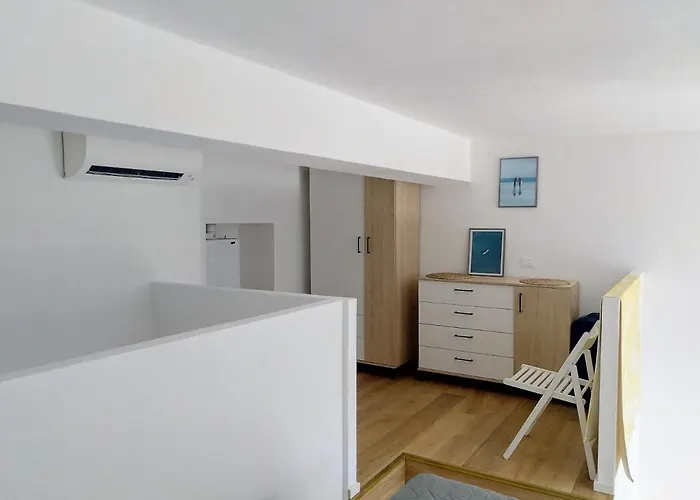 Mini Loft Lido With Own Sunny & Private Garden * Venedigs Lido